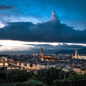 64 cielo blu sopra firenze